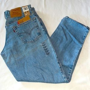 Levi’s Men’s 550 Relaxed Fit Jeans.